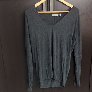 Women's Babaton Charcoal Long Sleeve V-Neck Top - Size M Like New